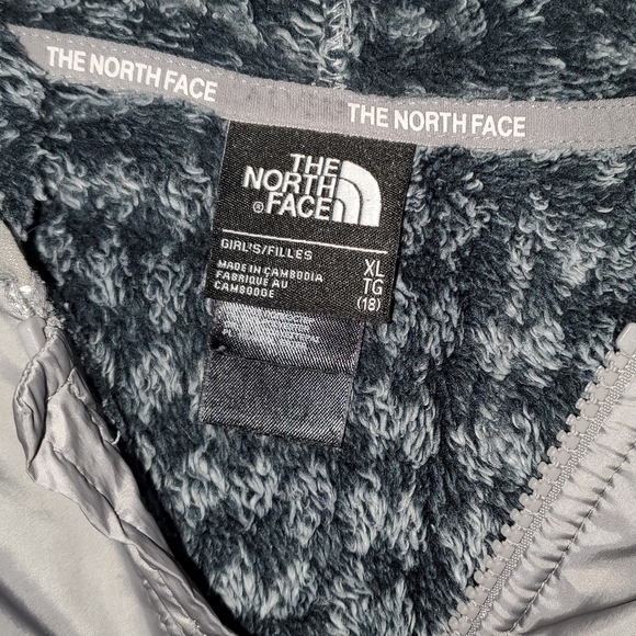 The North Face Girls' Gray Patterned Full Zip Jacket with Hood - Picture 2 of 12